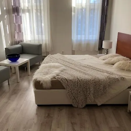 Apartmany Galeta Karlovy Vary Exterior photo